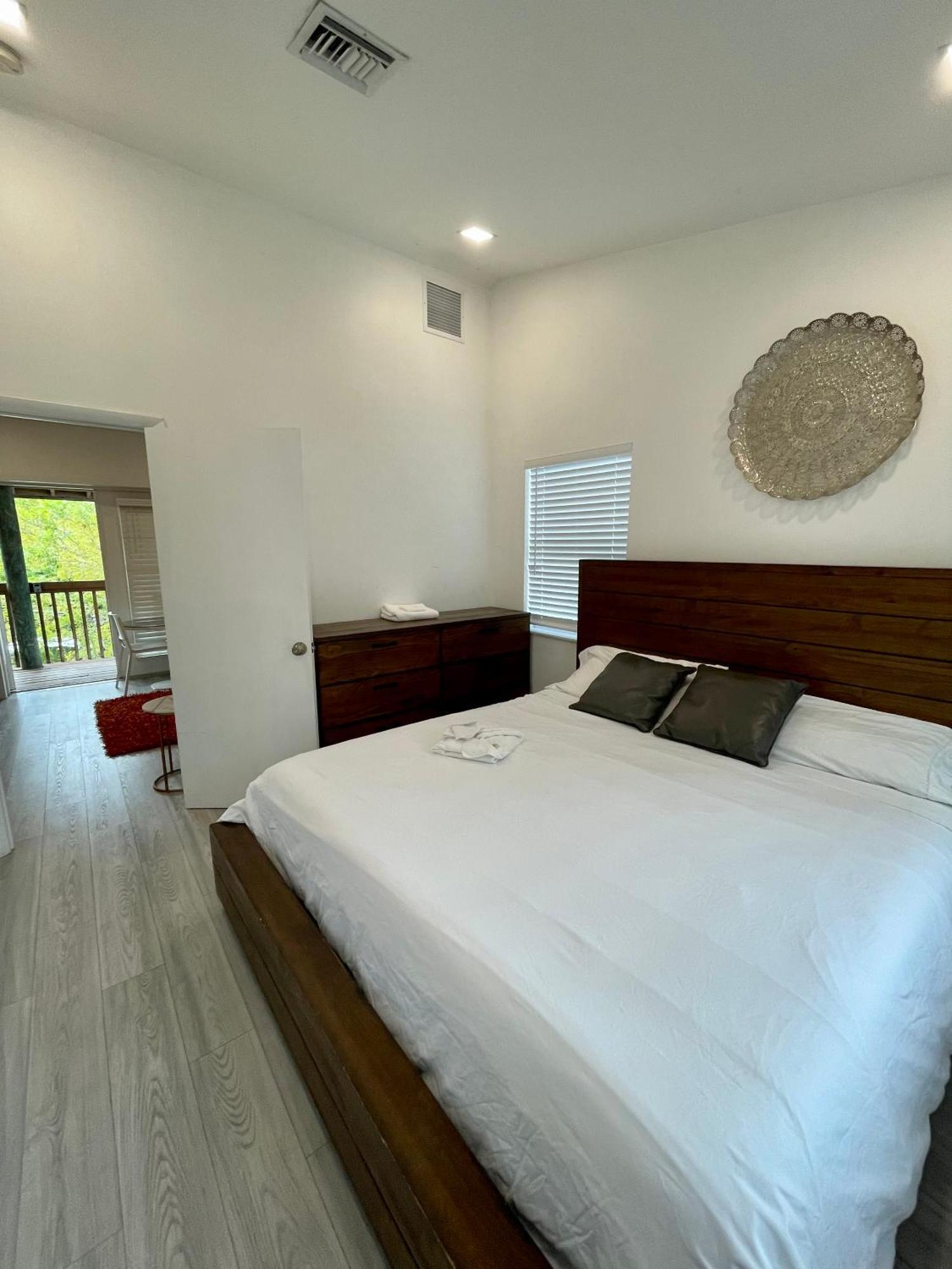 Modern Riverview Apartments 劳德代尔堡 外观 照片