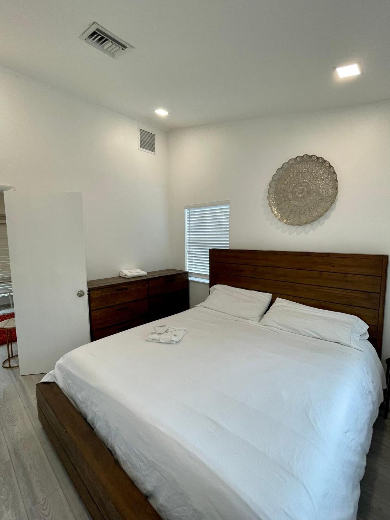 Modern Riverview Apartments 劳德代尔堡 外观 照片